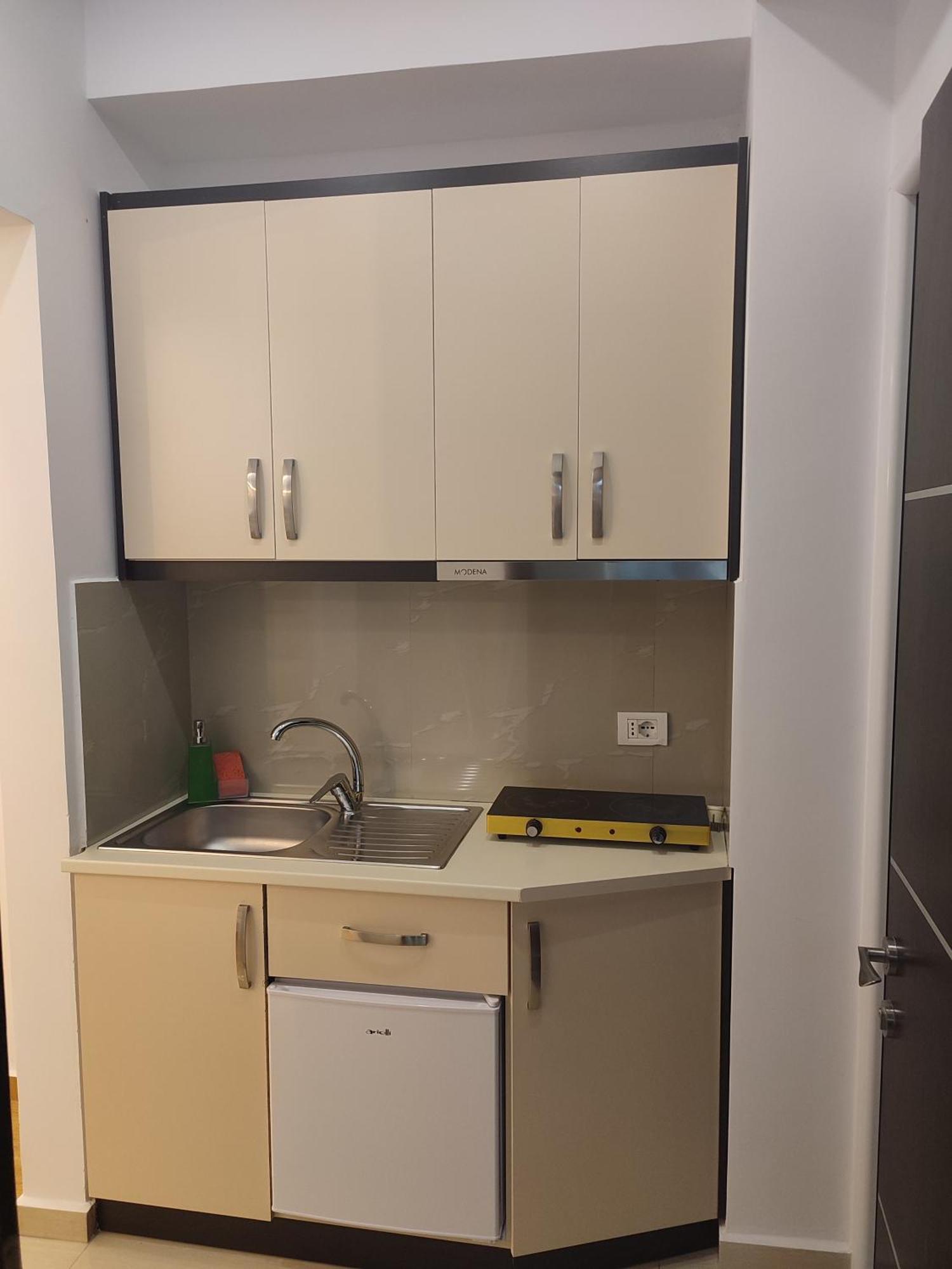 Apartments Sadiku With Sea View ساراندا المظهر الخارجي الصورة